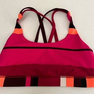 Lululemon sports bra, size 6
